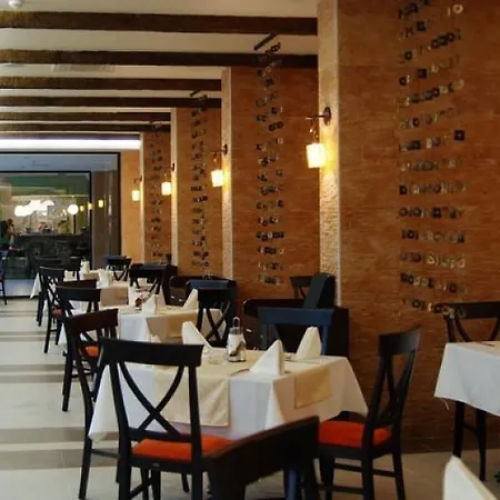 Royal Sun Apartment Eh Апартамент *