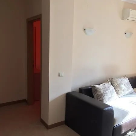 Апартамент Royal Sun Apartment Eh Слънчев бряг