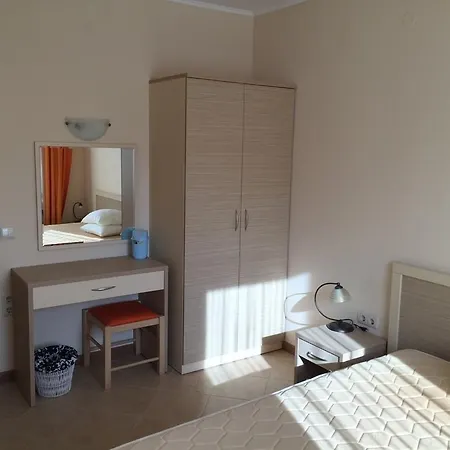 Royal Sun Apartment Eh Апартамент *